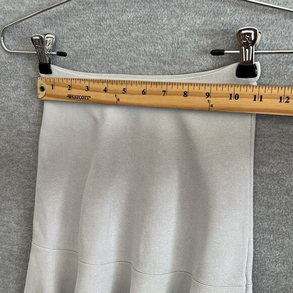 BCBG Amilya Flounce Sweater Mini Skirt Size XXS Skater Bodycon Tenniscore Preppy - Picture 8 of 10